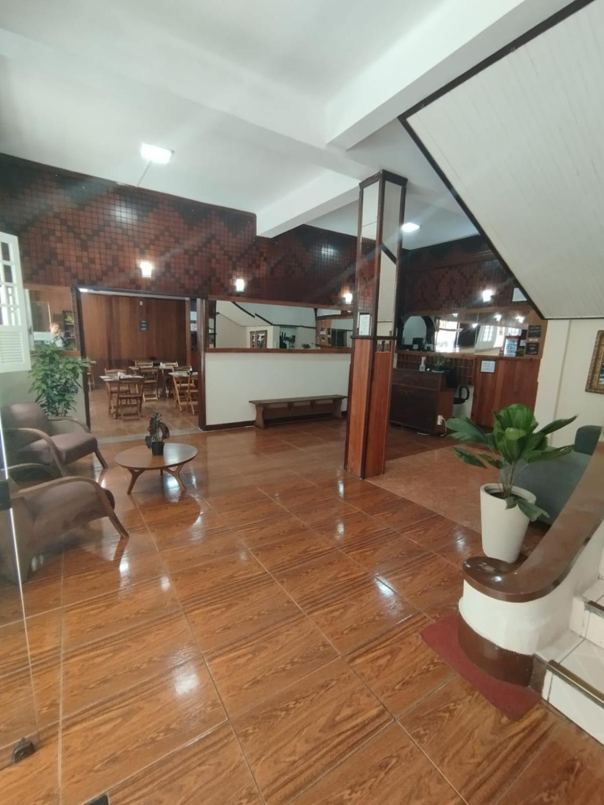 Hotel Avenida 新弗里堡 外观 照片
